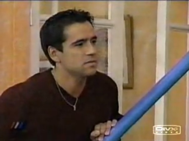 Renato Munster en Algo está cambiando| Youtube