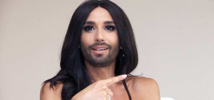 Cantante Conchita Wurst reveló que tiene VIH tras ser amenazada por examigo