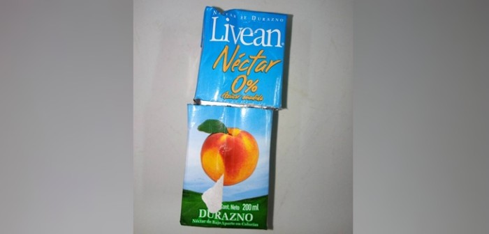 Madre pilló desagradable sorpresa al abrir cajita de jugo de su hijo: había hongos