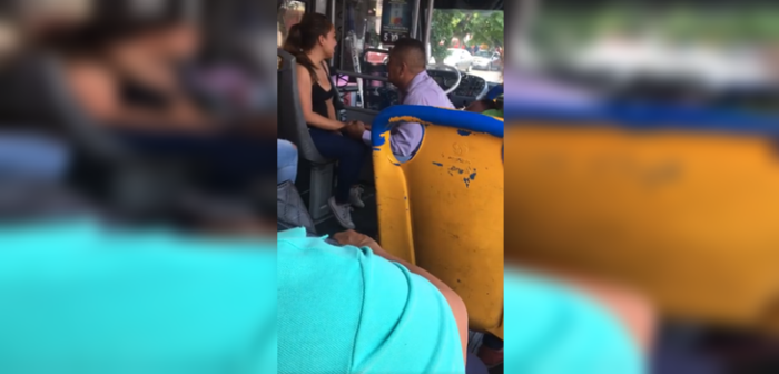 No le importaron los pasajeros: chofer de micro pidió matrimonio en pleno recorrido