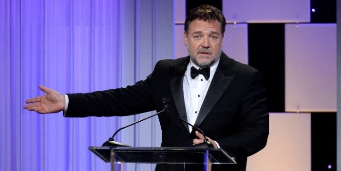 Russell Crowe organiza una subasta en Australia para pagar su divorcio
