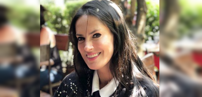 ¿Qué pasó con el brazo? Seguidores de Adriana Barrientos la acusan de retocar imagen