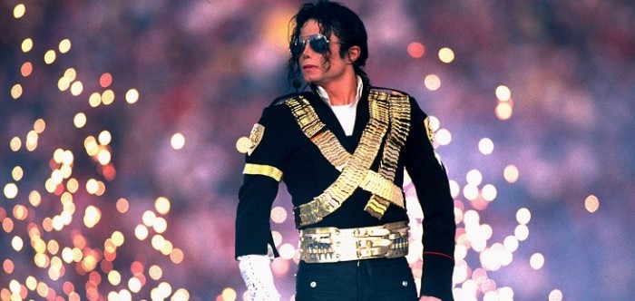 Dan explicación científica a paso de baile de Michael Jackson que desafía la gravedad