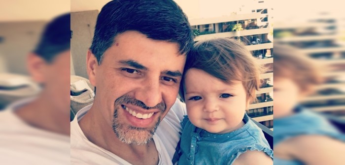 La crítica reflexión de Marcelo Díaz sobre la crianza tras quedarse al cuidado de su hija