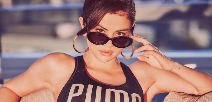 Selena Gómez se autotroleó tras críticas por exceso de maquillaje en gala MET