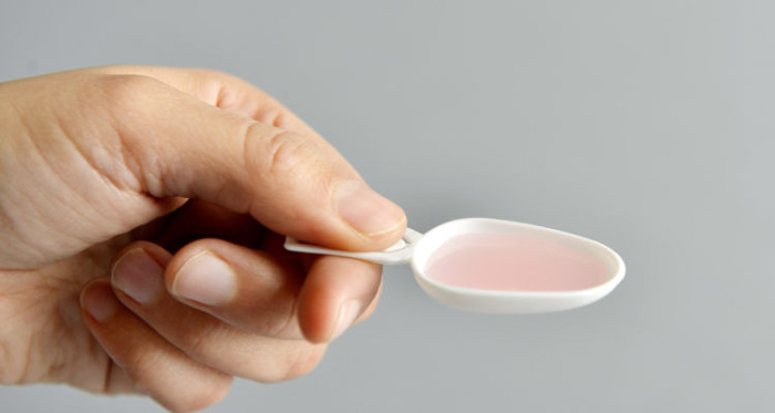 Jarabe antigripal Nastizol es retirado de farmacias y hospitales por error de rotulado