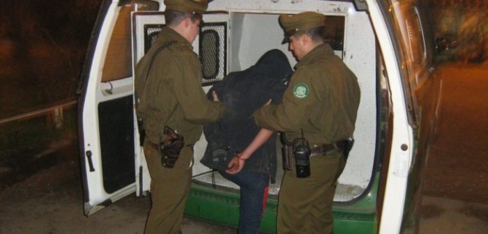 Adolescente fue formalizado por 2 delitos: terminada la audiencia fue detenido otra vez