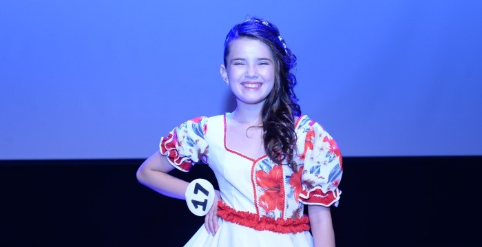 No solo triunfa en teleseries: actriz Emilia Echavarría se coronó como Miss Mini Chile