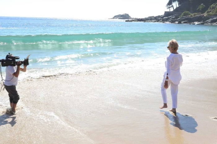 Se ve mucho más joven: el look de Gaby Hernández para nueva nocturna de Mega