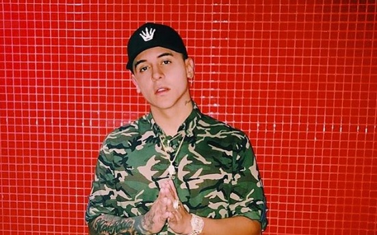 Reguetonero Kevin Roldan fue acusado de intento de abuso sexual tras show en La Serena