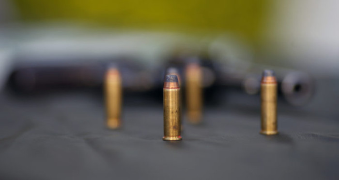 Sus compañeros lo acusaron: niño de 8 años fue descubierto con municiones en su escuela