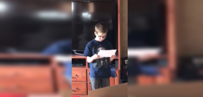 Soldado hizo llorar a millones tras entregarle a su hijo el mejor regalo de cumpleaños