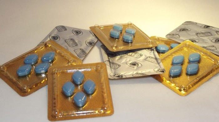 Piden ayuda para mujer que debe tomar 120 pastillas de viagra al mes por problema pulmonar
