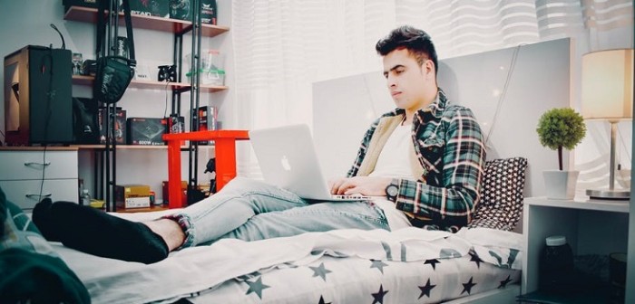 Sacarse los zapatos cuando llegas a casa puede ser mucho más provechoso de lo que pensabas