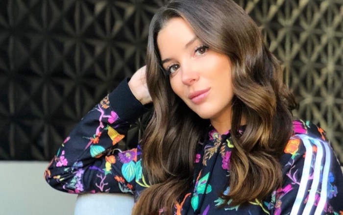 ¿Un mimo?: Catalina Vallejos recibe críticas por escaso aporte en Primer Plano