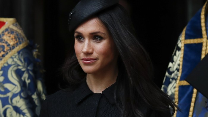 El look de Meghan Markle en boda de sobrina de Lady Di que fue comparado con un cobertor