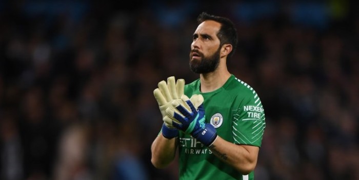 Claudio Bravo lanzó ácido e irónico tuit por caso de ecuatorianos torturados en la cárcel