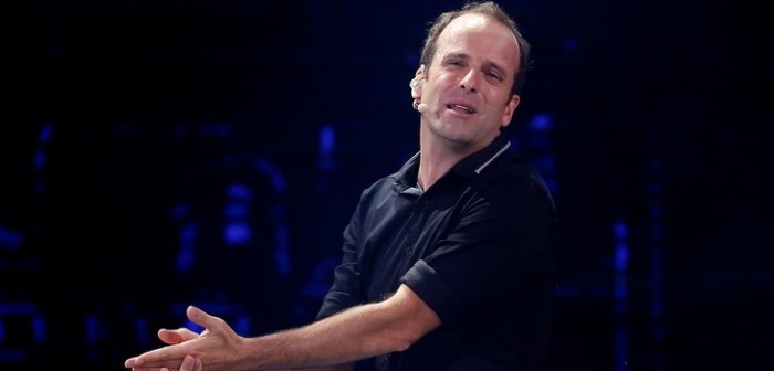 Kramer en la mira de Contraloría: posee casa de $412 millones que no tiene permiso de edificación