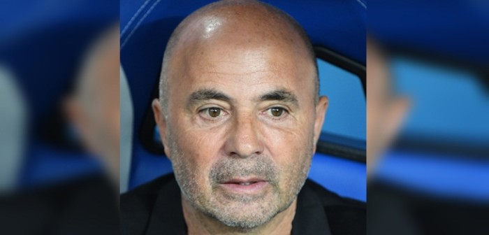 Enfurecidos hinchas agreden a Sampaoli tras humillante derrota ante Croacia