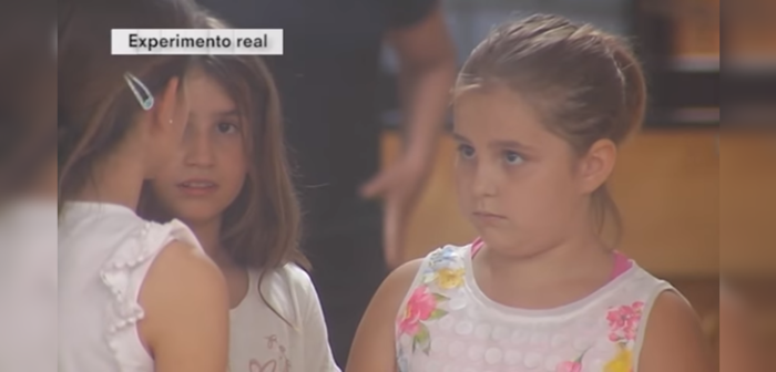 Video muestra la defensa de una niña cuando compañera es discriminada por tener dos papás