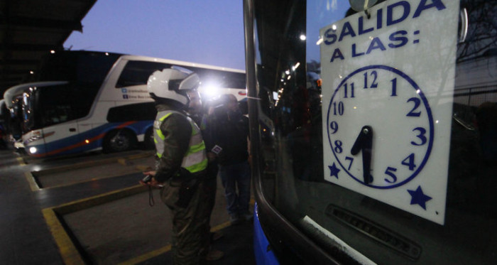 Con arraigo nacional quedó auxiliar de bus acusado de abuso sexual por parte de pasajera