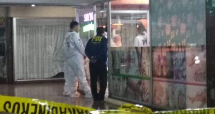 Muere mujer baleada en Galería Caracol de Concepción: sería expareja del tirador