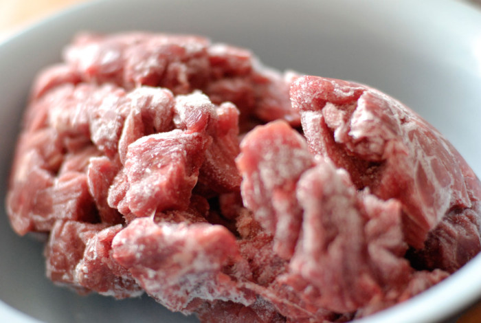 Ni más ni menos: el tiempo que puedes mantener la carne en el congelador