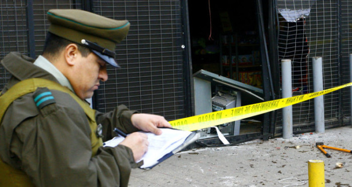 Polémica explicación de juez que absolvió a acusado por alunizaje: 'ocurrió en la Tierra'