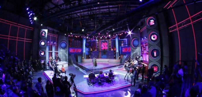 Lo que no se ve en la pantalla de TVN: esto es lo que ocurre tras las cámaras de 'Rojo'