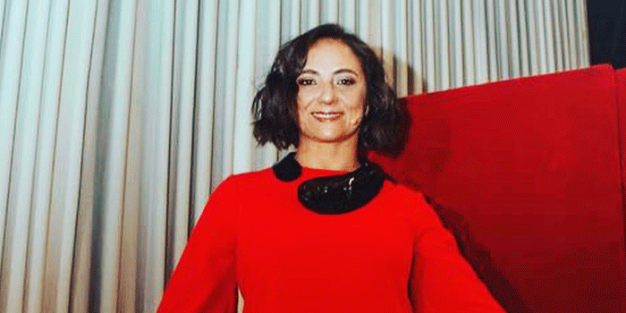 Pequeño actor de TVN le enseña el baile del momento a Ximena Rivas, causando sensación