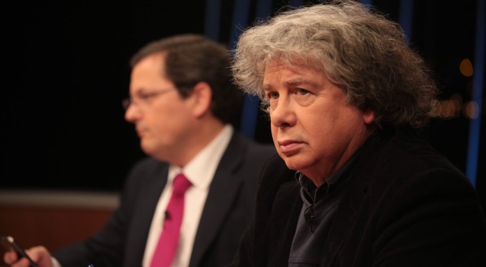 Denuncian a Fernando Villegas por acoso sexual y maltrato laboral