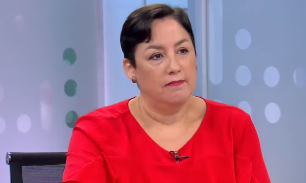 TVN desmiente supuesto millonario sueldo de Beatriz Sánchez ante publicación de tuitero