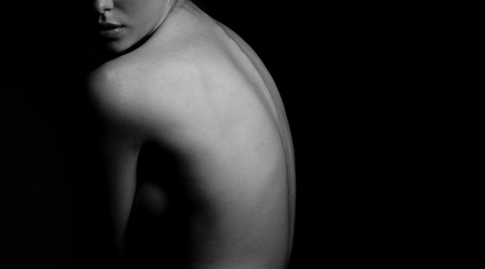 Oncólogo denunció que terapia alternativa para el cáncer dejó a mujer con pecho putrefacto