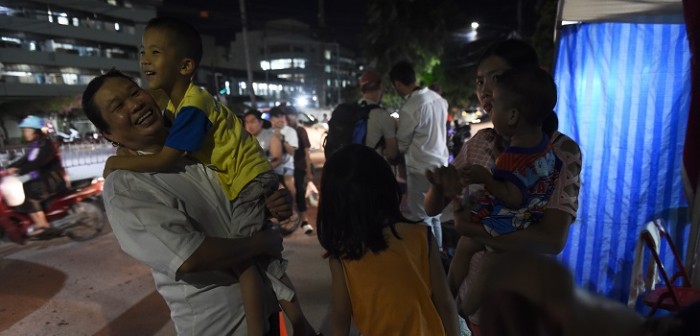 Niños rescatados en Tailandia no pueden acercarse a sus padres: deben estar en cuarentena