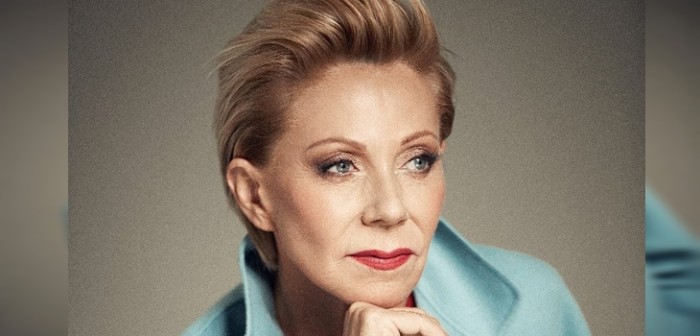 Raquel Argandoña se quebró en pantalla por caso de abuelito que vive en un automóvil