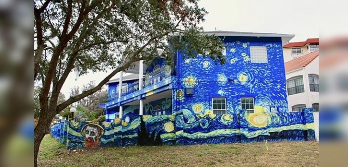 Padres convierten su casa en obra de Van Gogh para ayudar a hijo autista por si se pierde