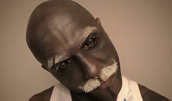 Ruso con el 90% del cuerpo tatuado decidió extirparse los genitales por motivo 'estético'