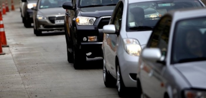 Corte rechaza recurso de protección por restricción de vehículos anteriores al 2002
