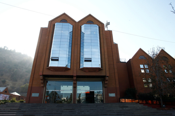 Productor ejecutivo Rodrigo Leiva renuncia tras 11 años en Canal 13: tuvo discrepancias