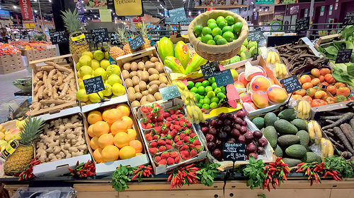 ¿Le temes a las canas? Los alimentos que deberías consumir si quieres evitar su aparición