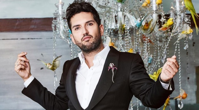 Cascada de agua y pétalos: la romántica petición de Juan Yarur a su pareja para firmar AUC