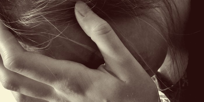 Joven madre compartió potente imagen para graficar la depresión y se convirtió en viral