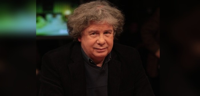 Hijas de Fernando Villegas lo defienden: 