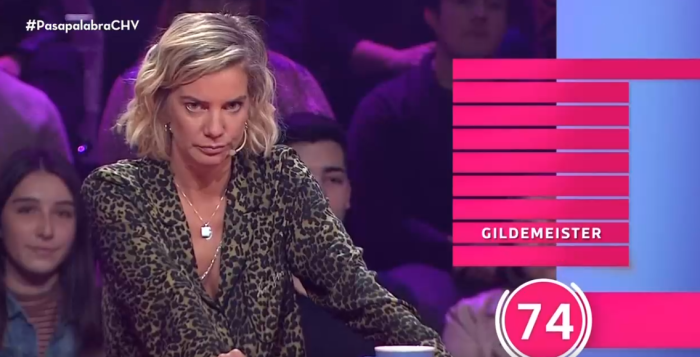 ¿Metralleta? Javi Acevedo sacó aplausos al salvar a equipo en difícil juego de Pasapalabra