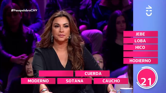 Tuiteros criticaron evidente error de Julián en Pasapalabra que perjudicó a Marlen Olivari