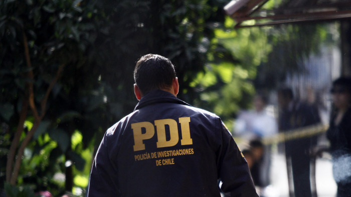 PDI investiga homicidio de mujer en Arica: cuerpo fue encontrado junto a su hijo de 8 años