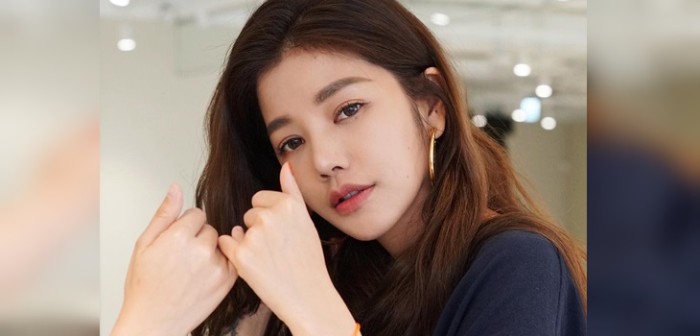 Diseñadora taiwanesa de 43 años pero que parece de 23 reveló sus mejores tips de belleza