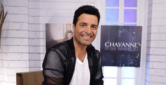 Chayanne presentó a sus bailarines y uno de ellos se robó el corazón de sus fanáticas
