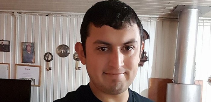 La triste razón que motivó a joven porteño a cambiar sus apellidos por los de sus amigos