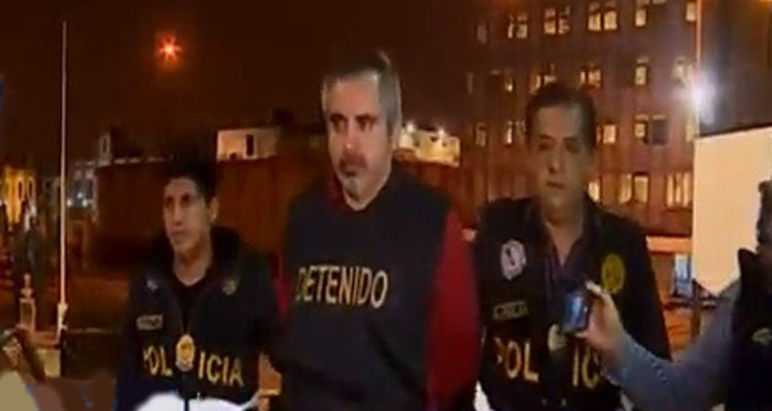 Detienen a pareja de chilenos en Perú que llevaba bebés comprados por vientre de alquiler